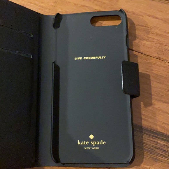 Phone case - Picture 3 of 4